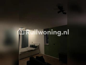 Voorschoten flat zoekt grote plek in Den Haag, Den Haag