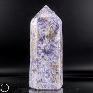 Unicorn-Lepidolith Obelisk – zachte magie in pasteltinten