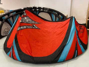 Naish Pivot 2023 11m, Watersport en Boten, Ophalen of Verzenden, Gebruikt