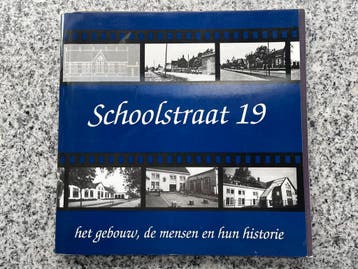 Schoolstraat 19 in Waspik, Verzenden, Marcel Donks, 20e eeuw of later, Gelezen