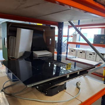 Inductie kookplaat met  inwendig afzuiger systeem., Pelgr, Nieuw