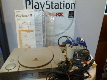 Sony - Playstation - PlayStation Console and 2 Controllers, Nieuw