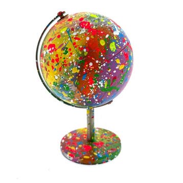 Koen Betjes (1992) - It’s a Colourful World - POP World