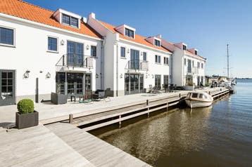 Huis te huur aan Oud-Loosdrechtsedijk in Loosdrecht, Tussenwoning, Noord-Holland