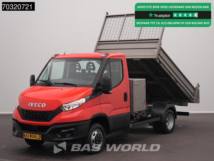 Iveco Daily 35C12 Kipper met Kist Dubbellucht 3,5t Trekhaak, Auto's, Bestelauto's, Lease, Handgeschakeld, Financial lease, Rood