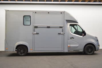 Nissan Vigo, Dieren en Toebehoren, Ophalen of Verzenden, Gebruikt