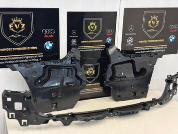 BMW 5-serie Touring 4x4 2014 bumpersteun rechts links midden, Gebruikt, Links, BMW, Bumper
