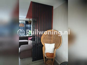 Ruime nette woning met voor en achterin Assen, 120 m², €6, Drenthe