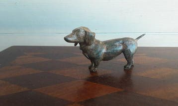 P. Chenet - Figuur - Teckel - Brons