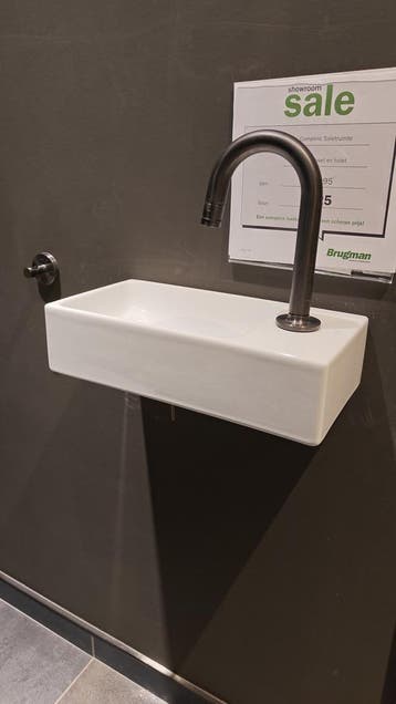 Fontein set wit met gunmetal Grohe kraan 0016-76, Ophalen, Nieuw, Wastafel