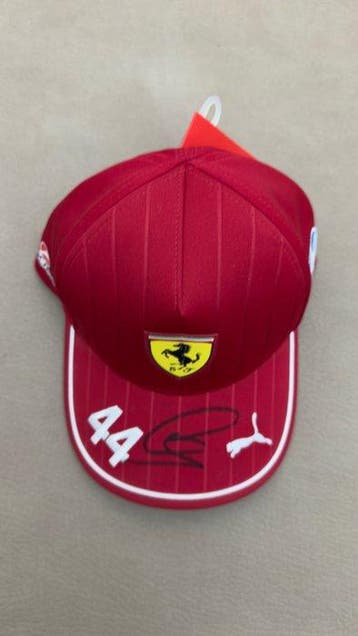 Ferrari - Formule 1 - Lewis Hamilton - 2025 - Pet, Nieuw