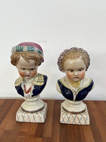 Staffordshire - Beeldje - Porselein