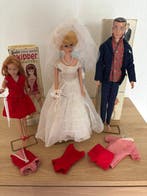 Barbie - Barbiepop Bubblecut Barbie, Ken and Skipper Doll -