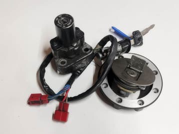 Slotenset Yamaha TDM 850 tdm850, Motoren, Ophalen of Verzenden, Gebruikt