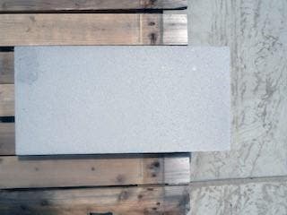 Betontegel grijs met kleine glitter vanaf 17,95/m2, Nieuw, Beton, Terrastegels