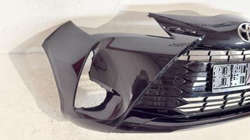 Toyota Yaris III Facelift voorbumper 52119-0D660, Auto-onderdelen, Ophalen, Gebruikt, Voor, Toyota