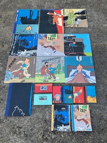 Tintin - 18 Various merchandise objects - Moulinsart, Boeken, Nieuw