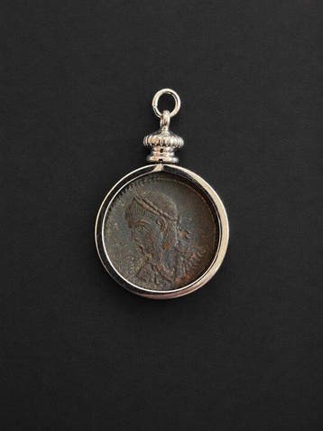 Oud-Romeins, Keizerrijk Brons Coin pendant, Follis van