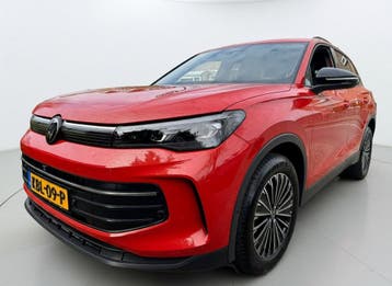 Zakelijke Lease |  Volkswagen Tiguan 1.5 eTSI 150PK DSG LIFE, Automaat, Stof, Gebruikt, Euro 6