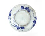 Een porseleinen schaal, Japan, Arita periode, 19e eeuw, Antiek en Kunst