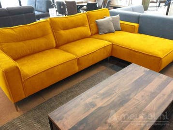 Loungebank Capelle - loungebanken - Geel, Nieuw, 150 cm of meer, Overige materialen, 200 tot 250 cm