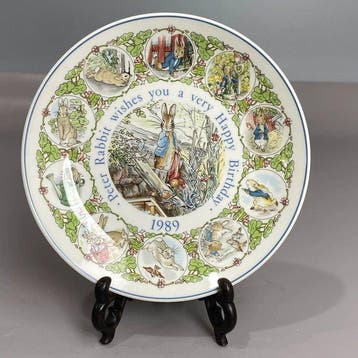 Wedgwood - Bord - 1989 Peter Rabbit Birthday Commemorative