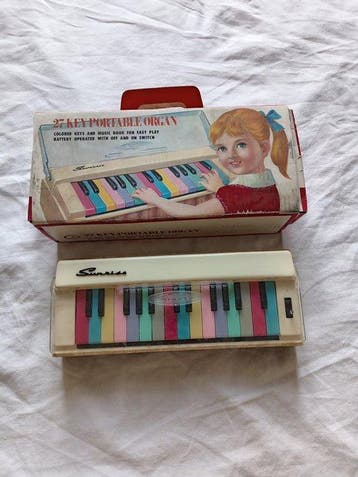 Sunrise - Speelgoed 27 key portable organ - 1960-1970 -