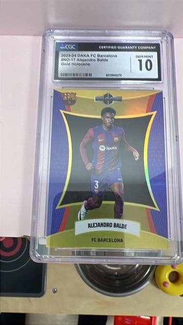 2023/24 DAKA FC Barcelona Holocene Balde Gold /10 - CGC 10 -, Nieuw