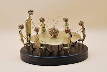 Luis Martinez - sculptuur, “Encuentros I – Comunidad” - 18