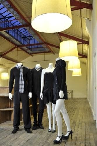 *TIP*  3 x damesfiguren headless  van exclusief A-merk, Ophalen of Verzenden