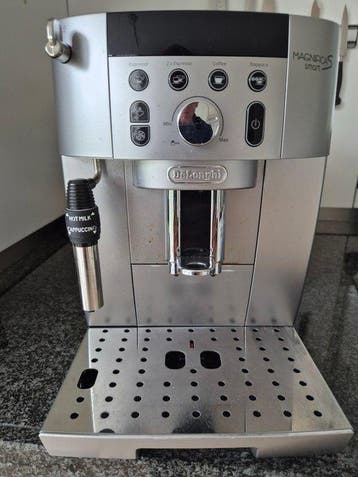 DeLonghi - Koffiezetapparaat - ECAM250.31.SB - Metaal,