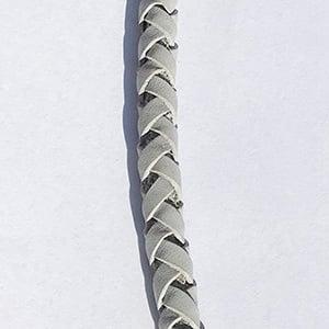 1x DQ leerkoord rond 5 mm gevlochten Vintage Grey 100-110 cm, Ophalen of Verzenden, Nieuw, Draad