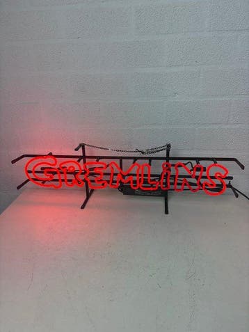 Glas Neon Gremlins, Nieuw