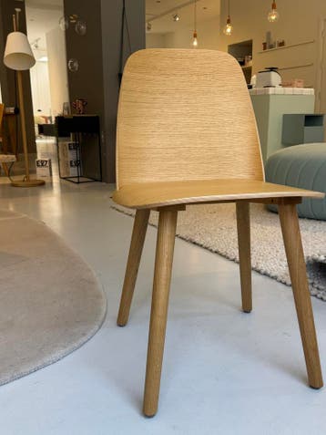 Muuto stoel, 1 x Nerd en 1x cover side chair grijs ps, Ophalen, Scandinavisch design, Drie, Zo goed als nieuw
