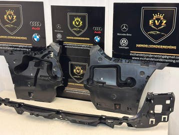 BMW 5-serie Touring 4x4 2014 bumpersteun rechts links midden, Gebruikt, Links, BMW, Bumper