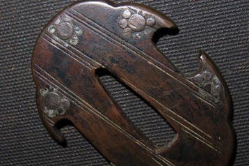 Katana - Koper - C6-219 Hachiyo Mon Chirashi Tanto Tsuba -