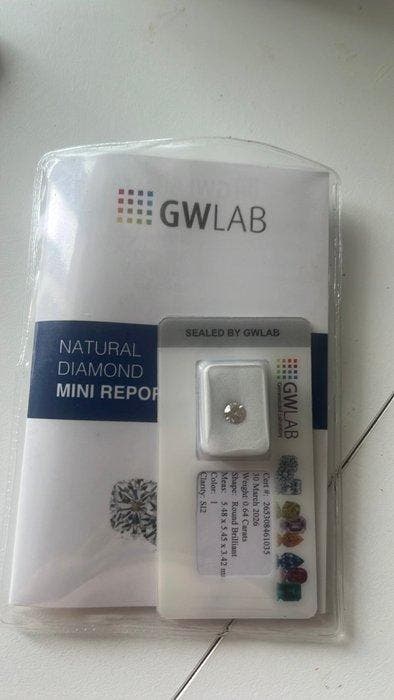 1 pcs Diamant (Natuurlijk) - 0.64 ct - Rond - I - SI2 -, Sieraden, Tassen en Uiterlijk, Edelstenen