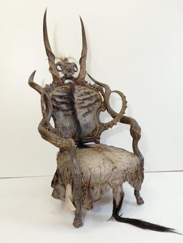 Stoel - Hout - Wildebeast Trone, Nieuw