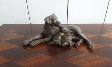 P. Chenet - Figuur - Hond - 16 cm - Brons