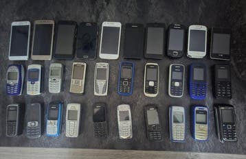 Nokia - Smartphone (130), Spelcomputers en Games, Nieuw
