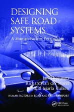 Designing Safe Road Systems 9781409443889 Jan Theeuwes, Verzenden, Gelezen, Jan Theeuwes