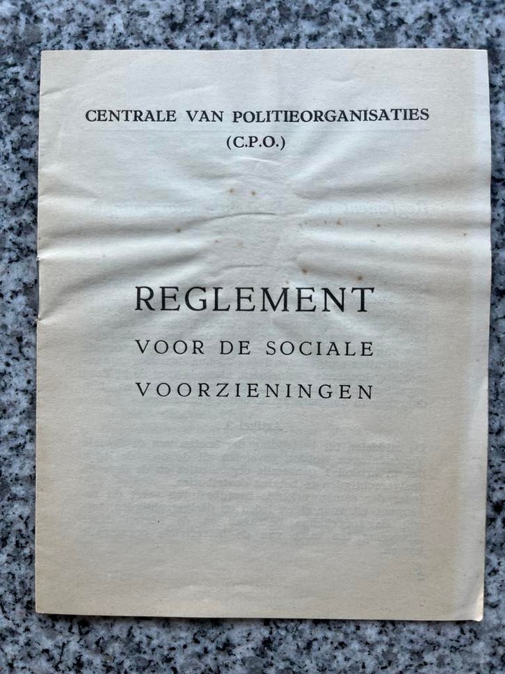Reglement voor de sociale voorzieningen politieorganisaties, Boeken, Oorlog en Militair, Gelezen, 1945 tot heden, Overige onderwerpen