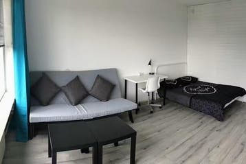 Kamer Cornelis Heinricksestraat in Rotterdam, Huizen en Kamers, Kamers te huur, 20 tot 35 m², Rotterdam