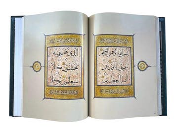 Martin Lings - Splendours of Quran Calligraphy &