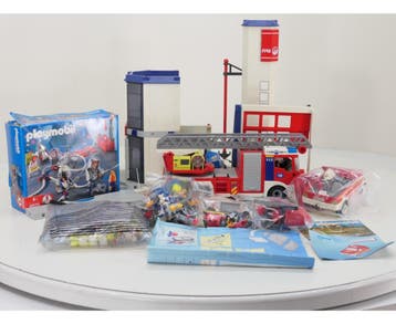 Playmobil 4819 Brandweerkazerne met 4820 4822 4824 4825 5..., Ophalen of Verzenden, Gebruikt