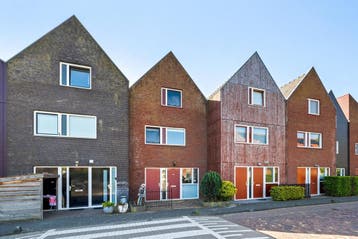 Te huur: Huis Oeverwallaan in Den Haag, Den Haag, Zuid-Holland