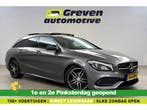 Mercedes-Benz CLA 180 AMG Night Upgrade  Pano  Camera  LED, Auto's, Mercedes-Benz, Automaat, Nieuw, Zilver of Grijs, Te koop
