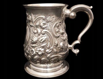 Bierpul - George III Sterlingzilver Repoussé Tankard / Mok -