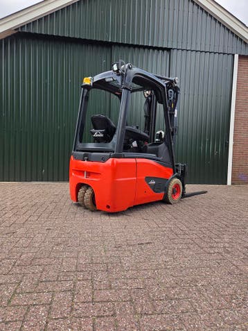 Linde E16 Elektrische Heftruck Triplex Spreider 2075 uur!, Linde, Heftruck, Ophalen of Verzenden, 1000 tot 2000 kg