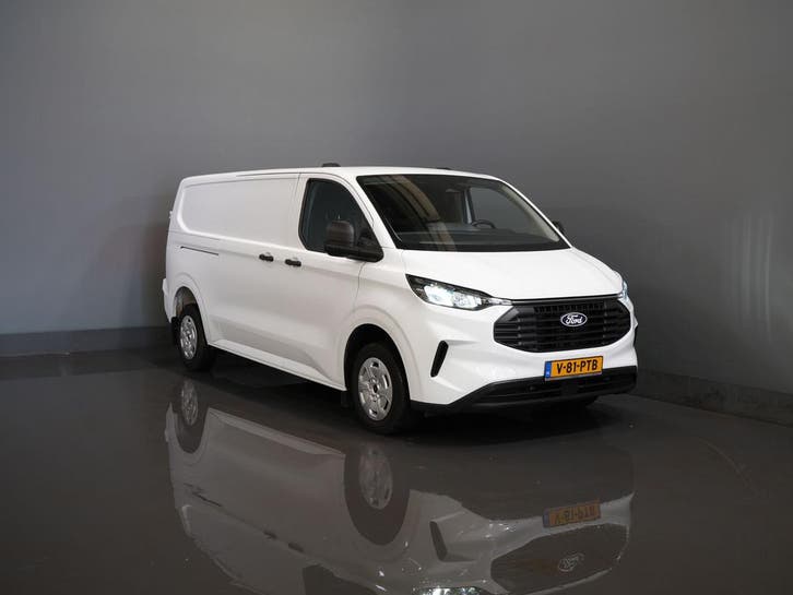 Ford Transit Custom 2.0 TDCI L2 Trend LED/ Carplay/ Camera/, Auto's, Bestelauto's, Lease, Handgeschakeld, Wit, Gebruikt, Ford